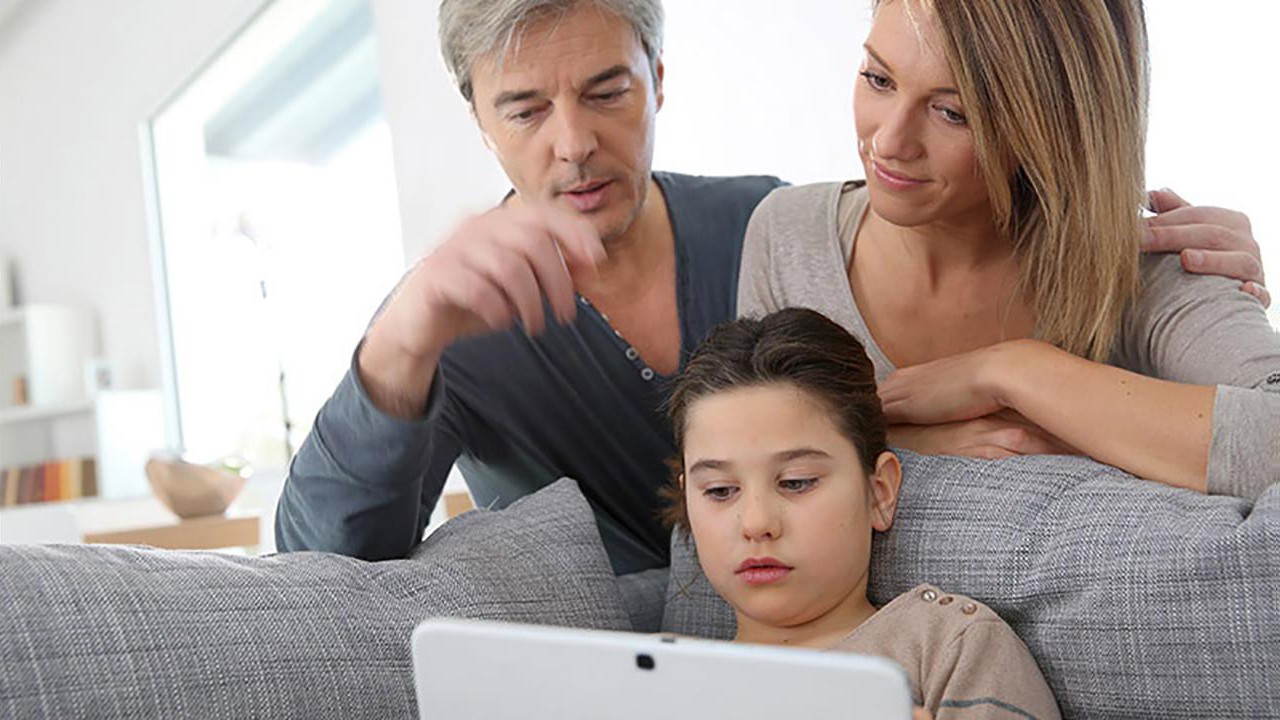 Monitor Their Social Circle