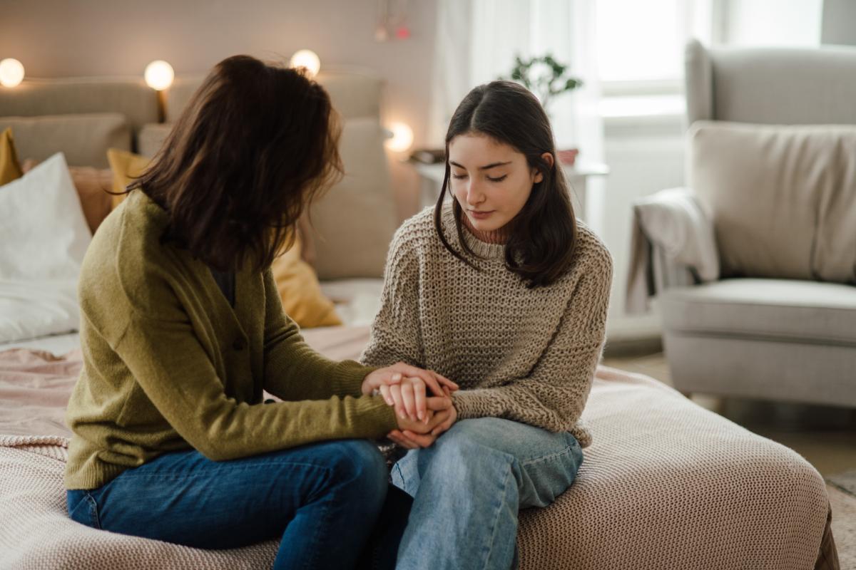 Signs That a Young Person Needs Rehab